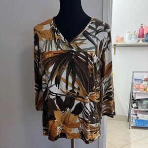 Elegant Leaf Print V-Neck Blouse